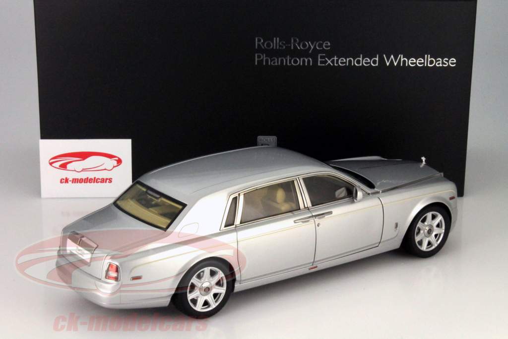 Rolls Royce Phantom EWB année 2012 argent 1:18 Kyosho