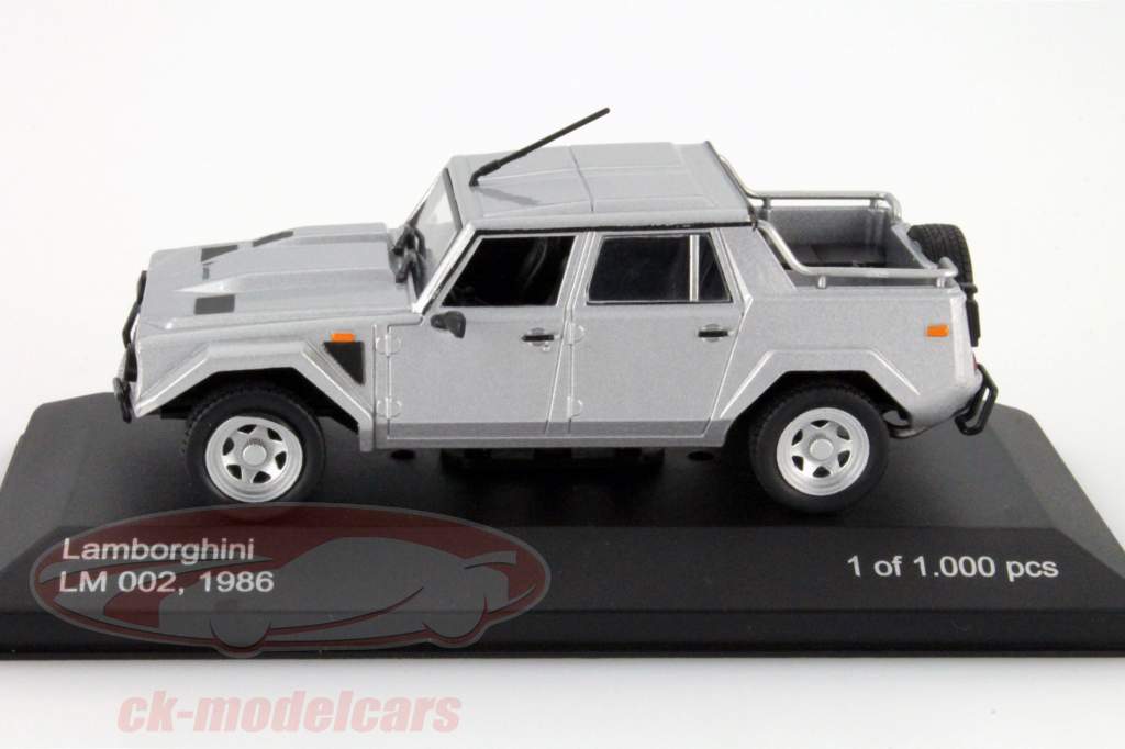 Lamborghini LM 002 ano 1986 prata 1:43 WhiteBox