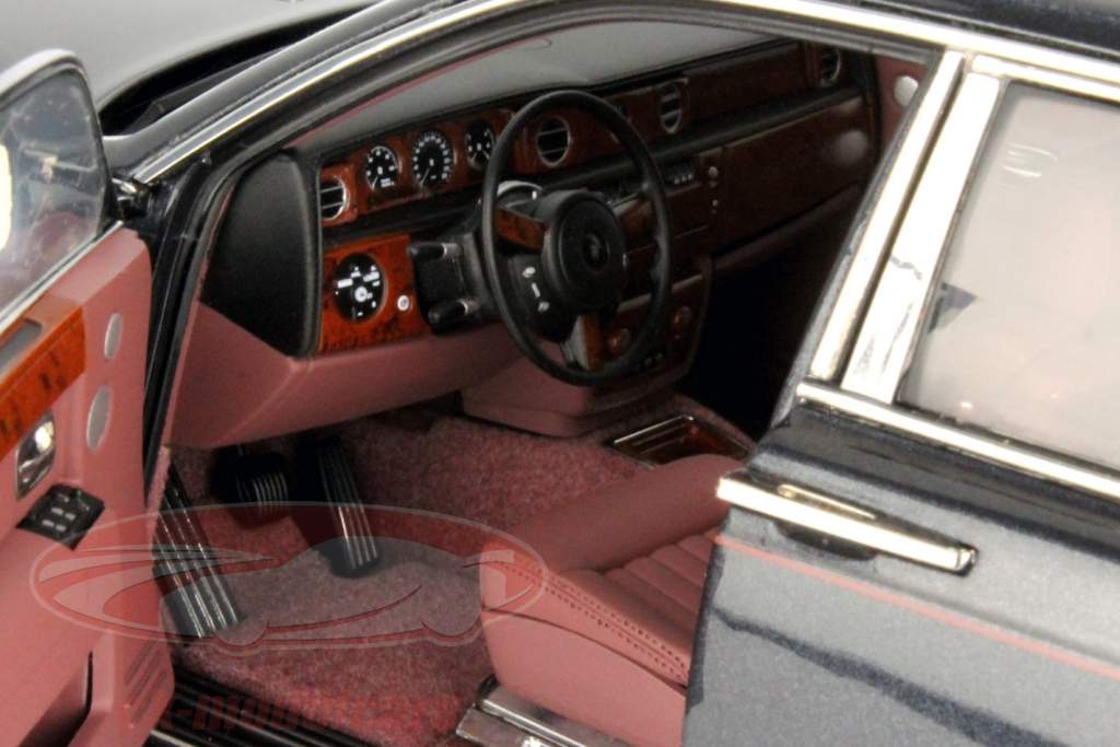 Rolls Royce Phantom EWB jaar 2012 donkergrijs 1:18 Kyosho