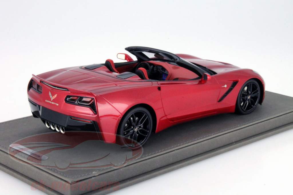 Corvette Stingray Convertible Anno 2014 Crystal Red 1:18 BBR