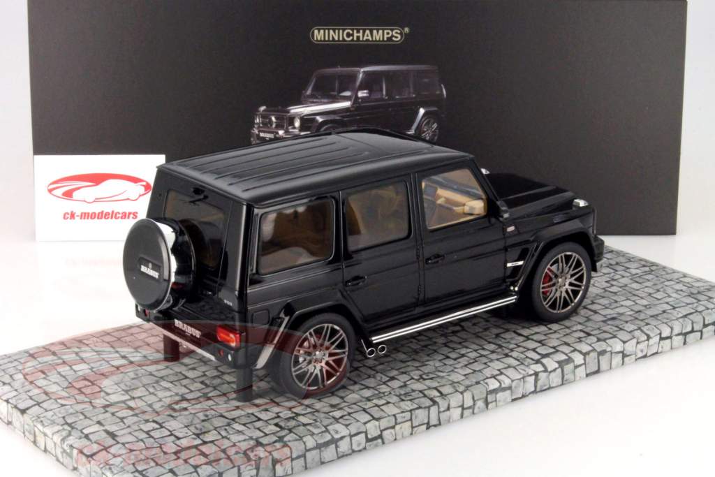 Brabus B63 620 Widestar Year 2012 black 1:18 Minichamps