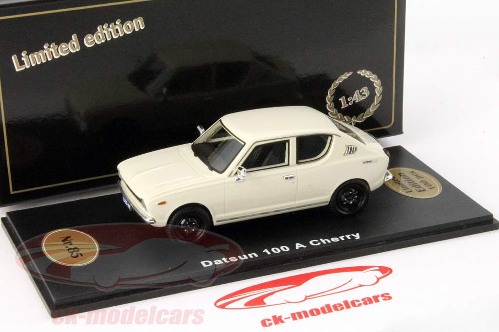 Datsun 100 A Cherry wit 1:43 Bevro