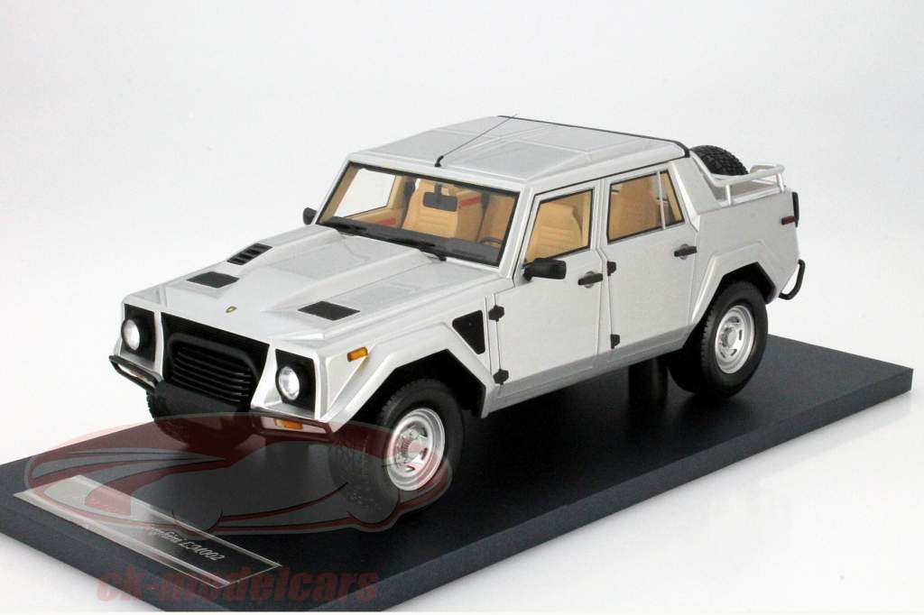 Lamborghini LM 002 Year 1987 silver 1:18 CMF