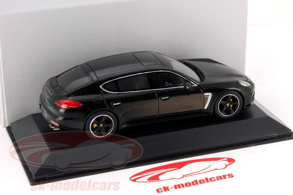 Porsche Panamera Exclusive Series темно-бордовый / черный 1:43 Spark