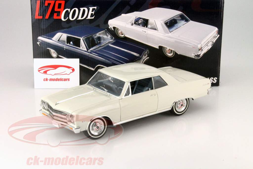 Chevrolet Chevelle Malibu SS Code L79 год 1965 горностай белый 1:18 GMP