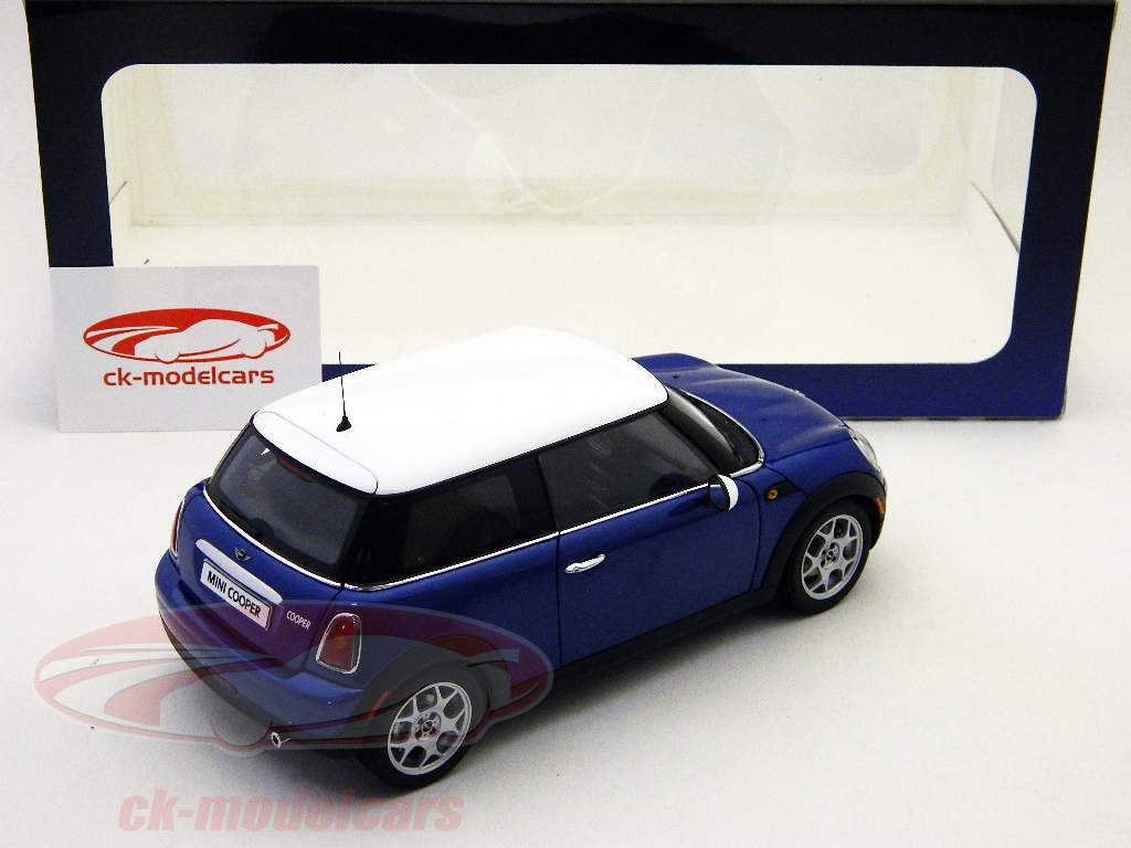 Mini Cooper blue / blue metallic Bj. 2006 1:18 AutoArt