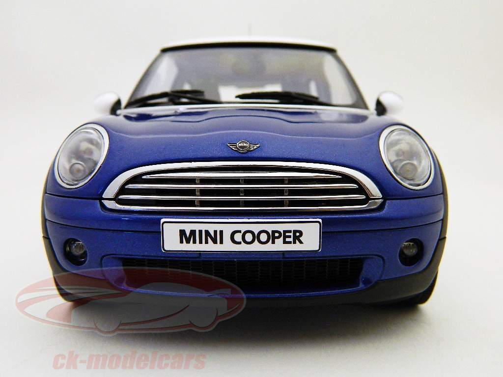 Mini Cooper blue / blue metallic Bj. 2006 1:18 AutoArt