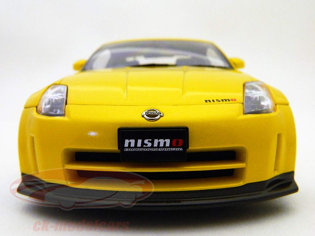 ミニカー AUTO ART NISMO FAIRLADY Z S-tune AUTOart 1:18 Nissan Fairlady Z Nismo S-Tune Version 2002 AA
