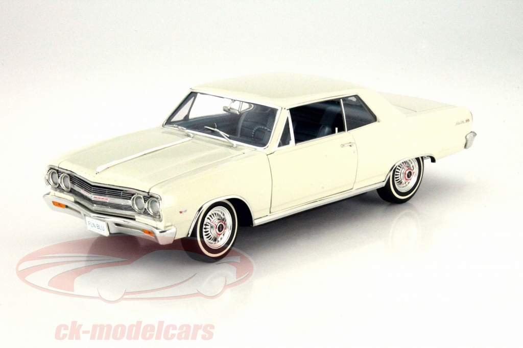 雪佛兰舍韦勒 Malibu SS Code L79 1965年 貂白色 1:18 GMP