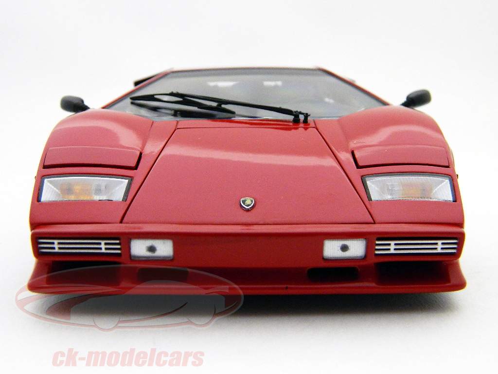 Lamborghini Countach LP5000 S rood / rood 1:18 Kyosho