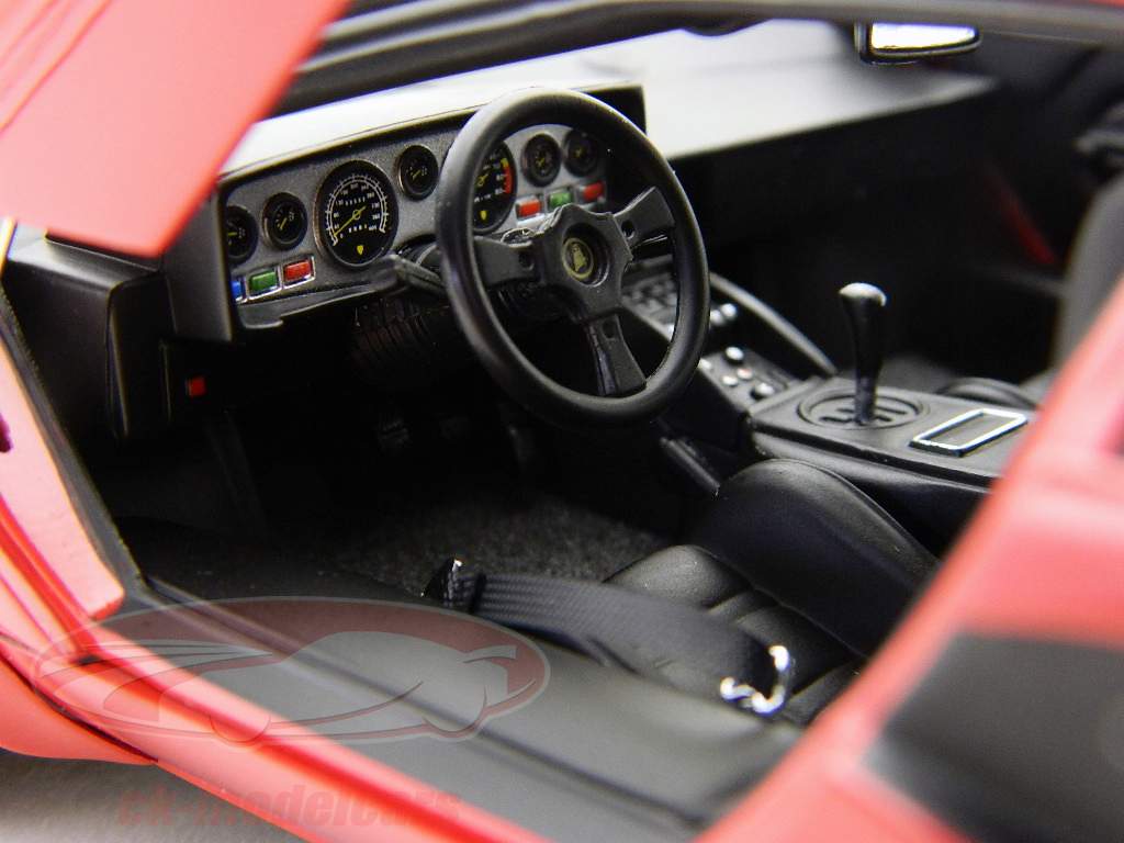 Lamborghini Countach LP5000 S rouge / bleu Kyosho 1:18