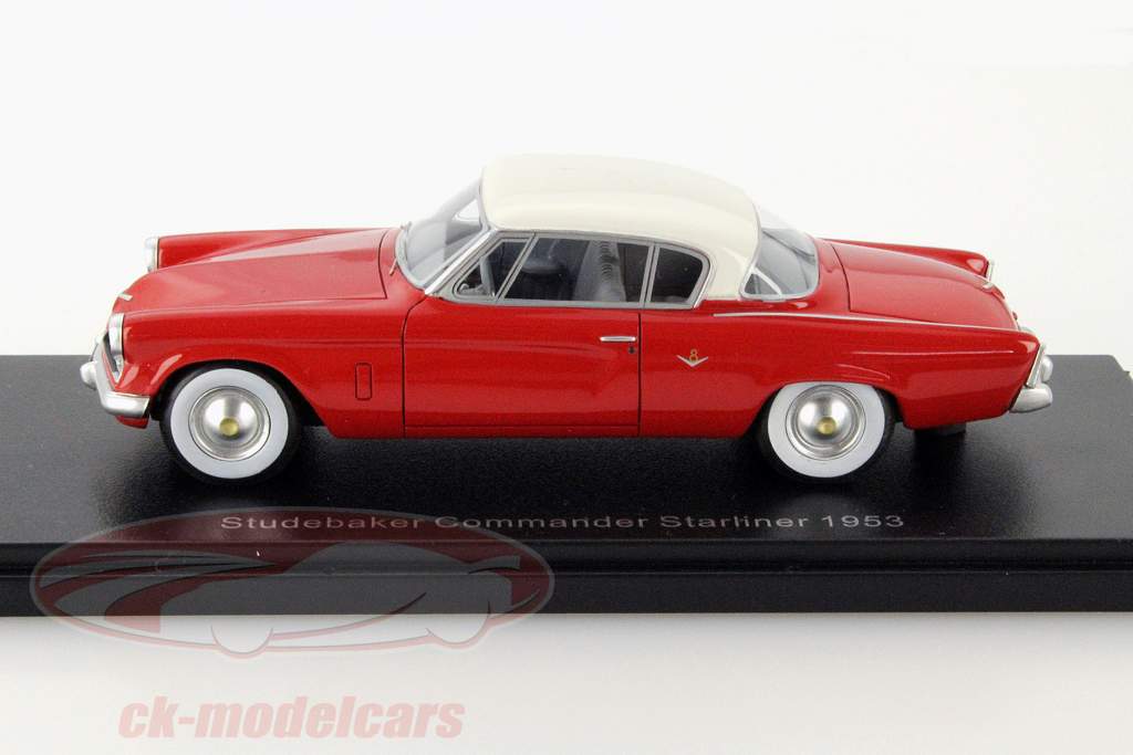 Studebaker Commander Starliner År 1953 rød / hvid 1:43 BoS-Models