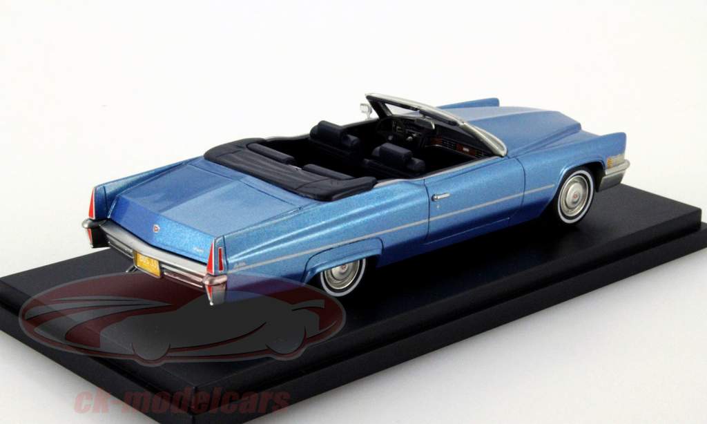 凯迪拉克 de Ville 敞篷 浅蓝金属色 1:43 BoS-Models
