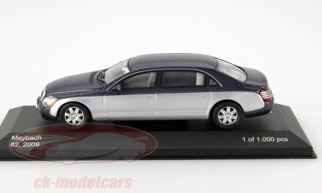 Maybach 62 År 2009 mørkeblå metallic / sølv 1:43 WhiteBox