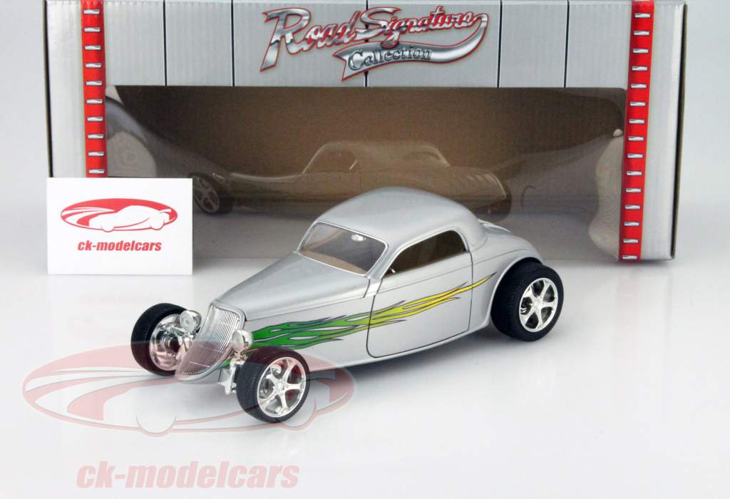 Ford Coupe Année 1933 argent 1:18 Yatming