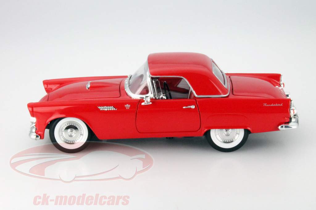Ford Thunderbird Год 1955 красный 1:18 Yatming