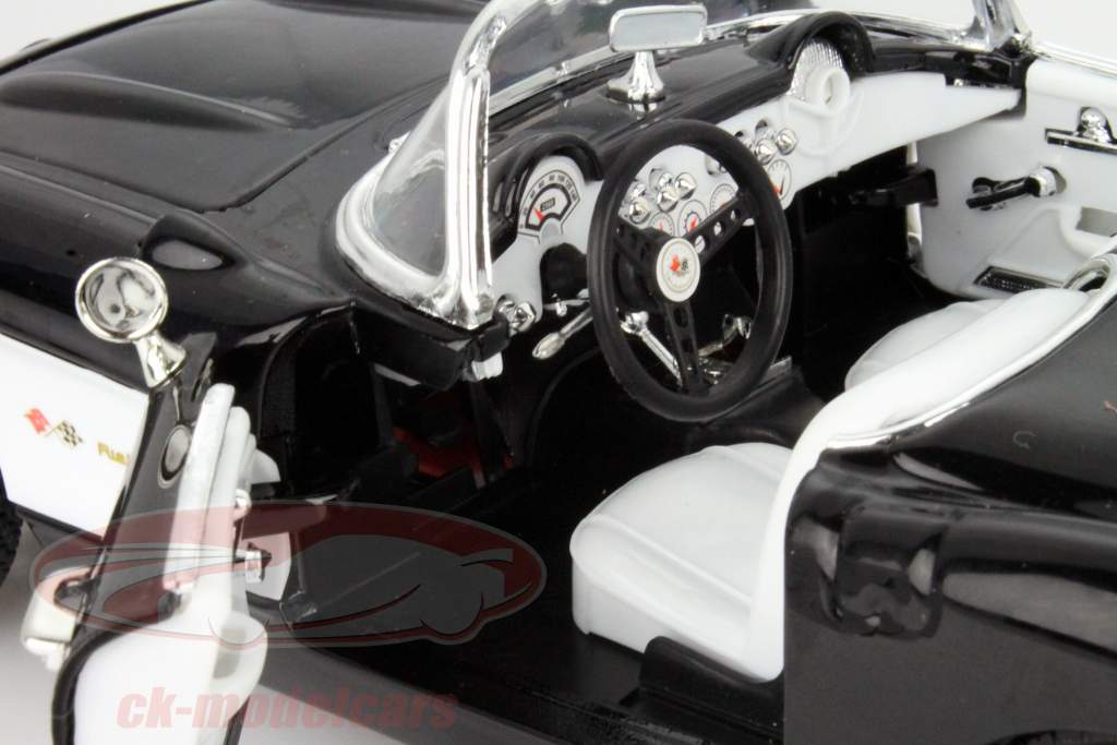 Chevrolet Corvette År 1957 sort 1:18 Yatming