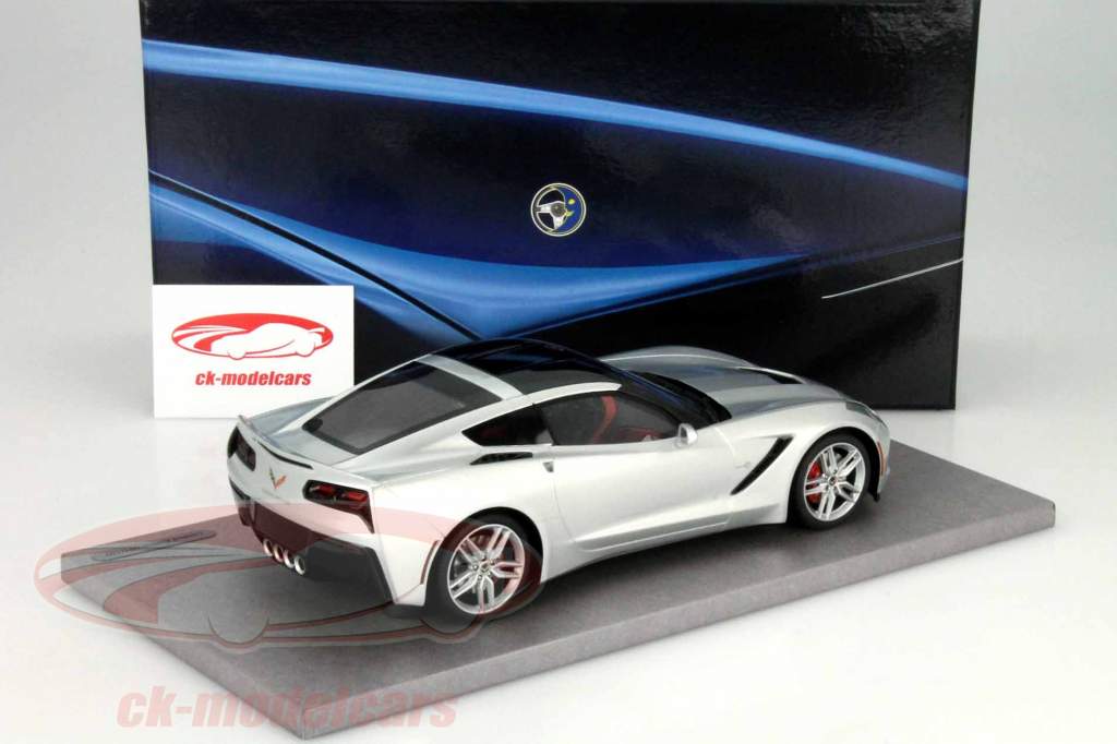 雪佛兰 考维特 黄貂鱼 C7 2013年  银/黑色 1:18 BBR