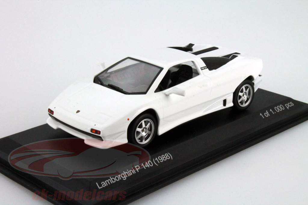 Lamborghini P140 Año 1988 blanco 1:43 WhiteBox