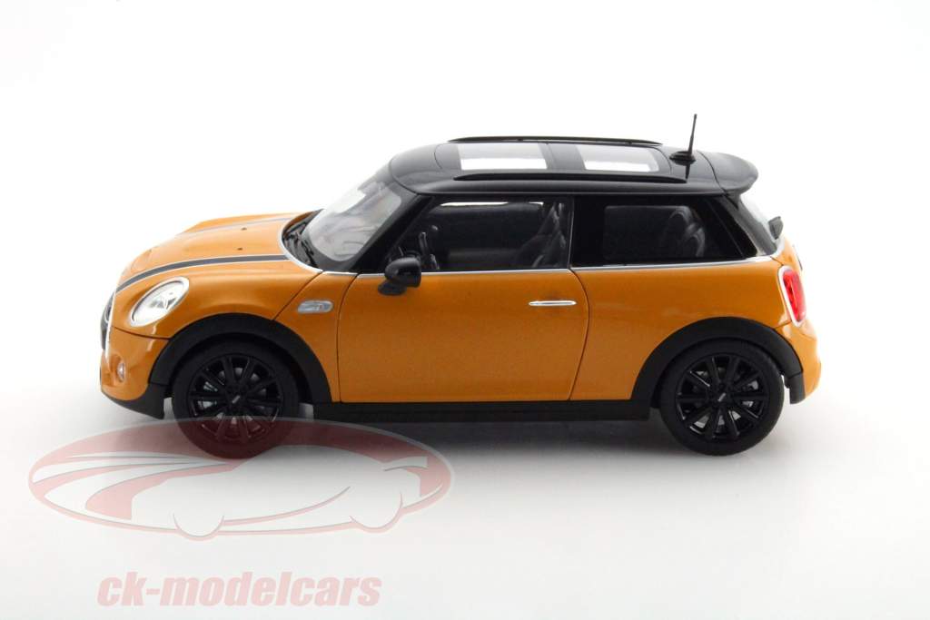 Mini Cooper S (F56) вулканический оранжевый 1:18 Norev