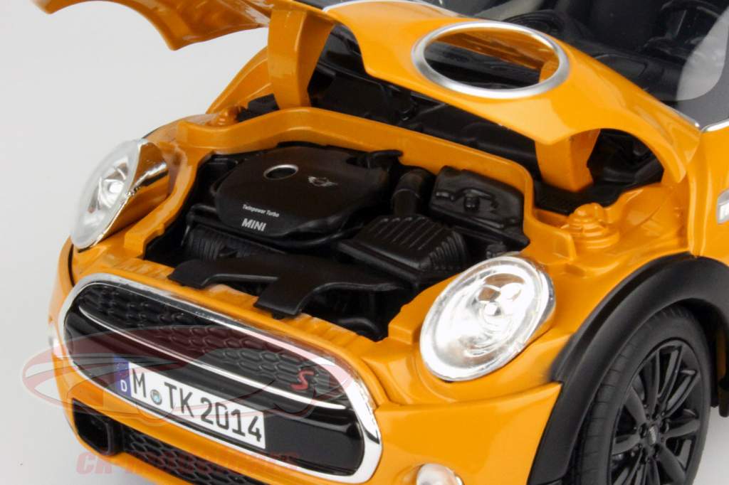 Mini Cooper S (F56) вулканический оранжевый 1:18 Norev