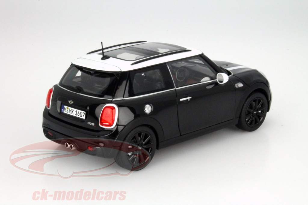 Mini Cooper S (F56) черный 1:18 Norev