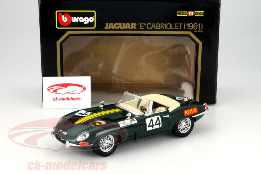 Jaguar E-Type Cabriolet #44 jaar 1961 1:18 Bburago