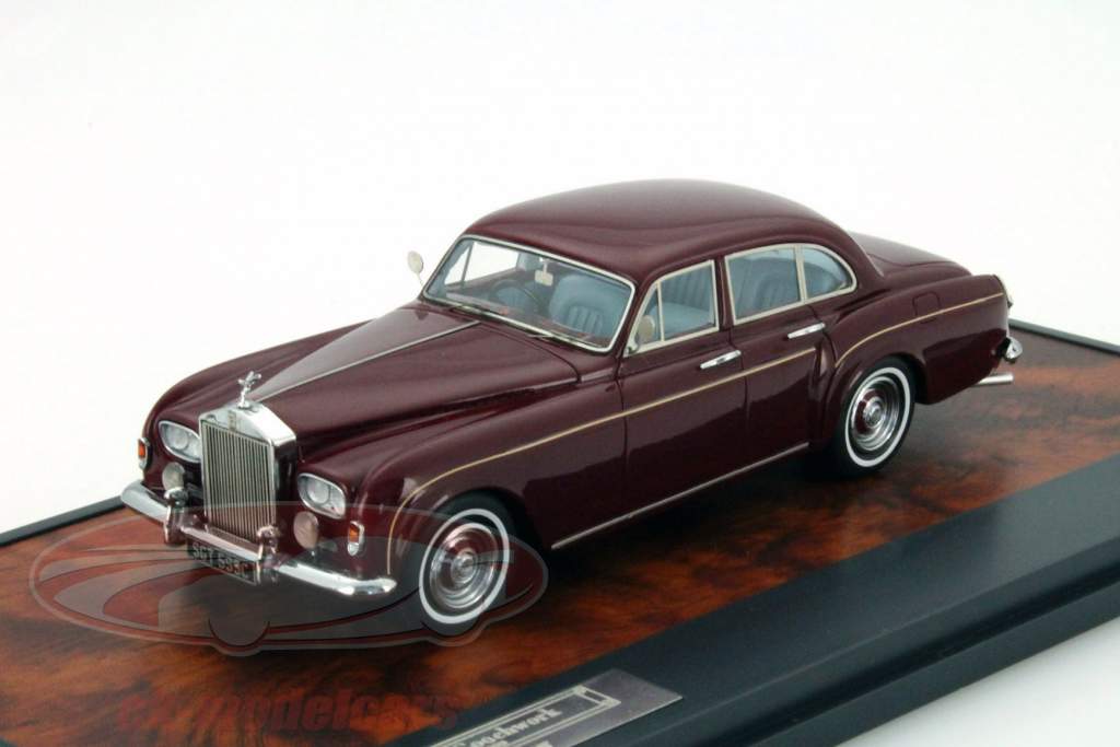 劳斯莱斯银云三型 Flying Spur 1965年 红色 1:43 Matrix