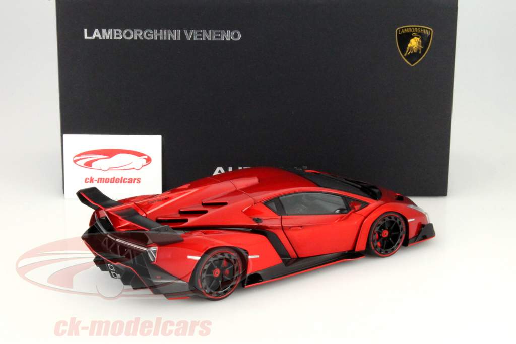 Lamborghini Veneno Anno 2013 rosso 1:18 AUTOart