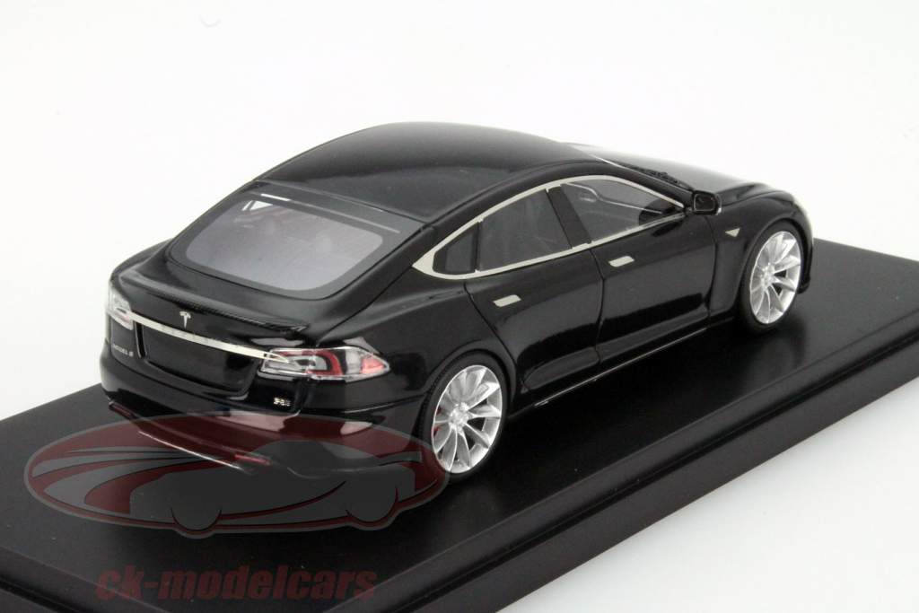 Tesla Model S 黒 1:43 Schuco