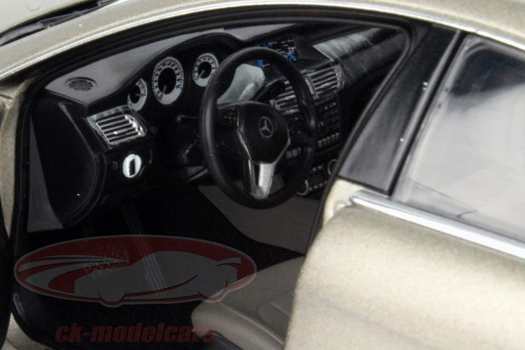 梅赛德斯 - 奔驰 CLS-级 锰灰色 1:18 诺威尔 Norev