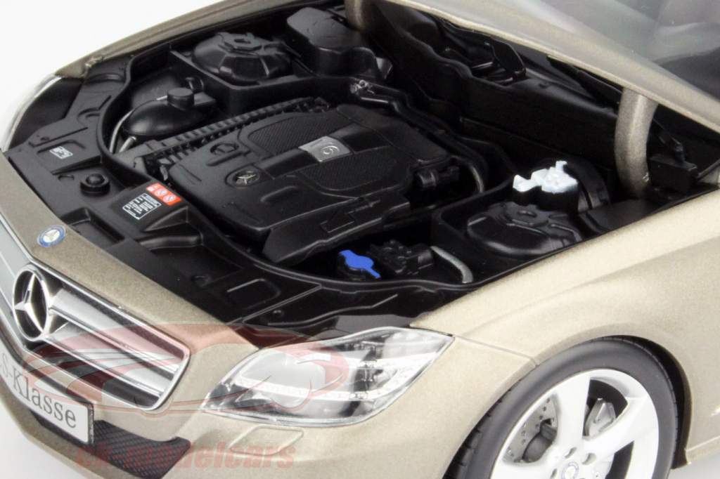 梅赛德斯 - 奔驰 CLS-级 锰灰色 1:18 诺威尔 Norev