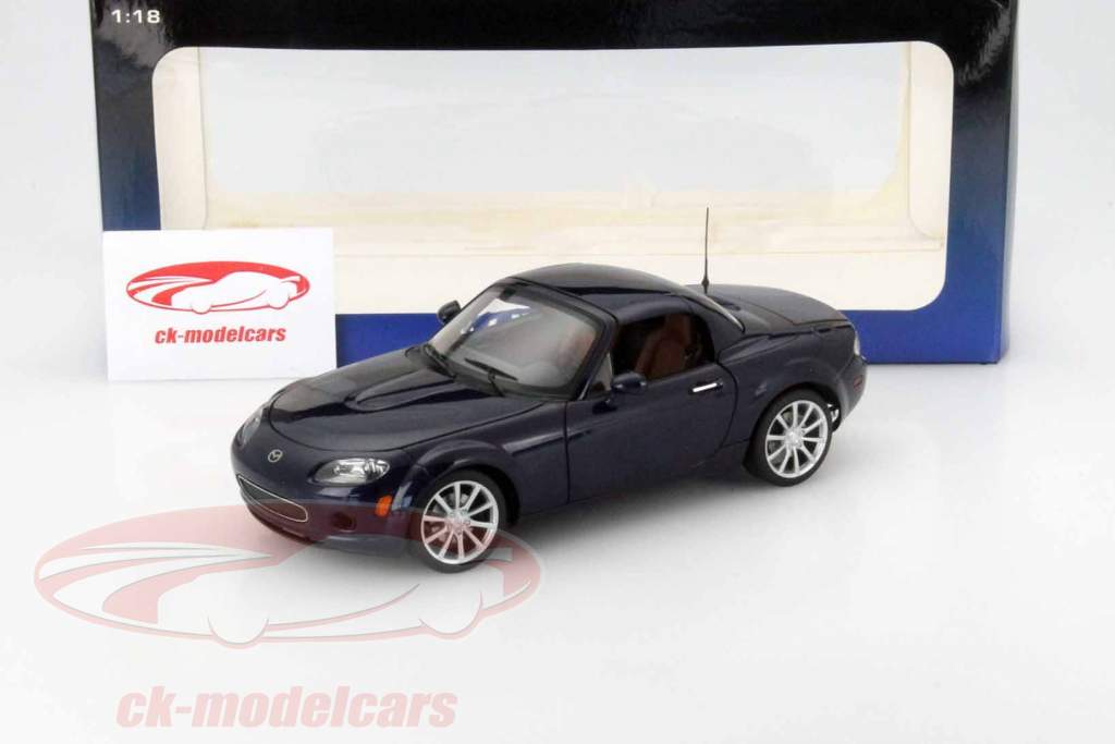 Mazda MX-5 ダークブルー 1/18スケール Mazda MX-5 ダークブルー 1/18スケール