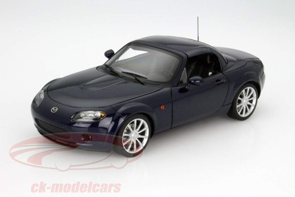 Mazda MX-5 Roadster År 2006 US Version mørkeblå 1:18 AUTOart