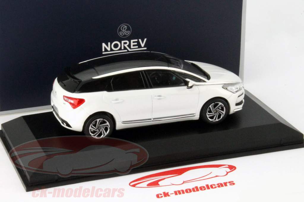 シトロエンDS5 2015年パールホワイト1：43 Norev