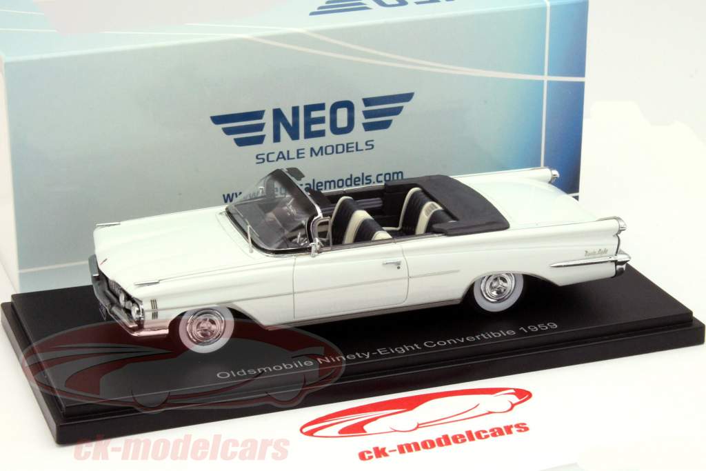 Oldsmobile Ninety-Eight Convertible Baujahr 1959 weiß 1:43 Neo