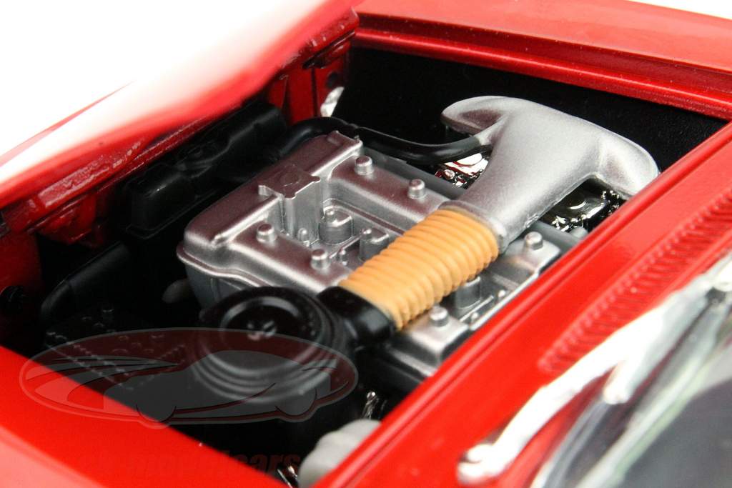 Alfa Romeo Giulia Sprint GTA rosso 1:18 WhiteBox