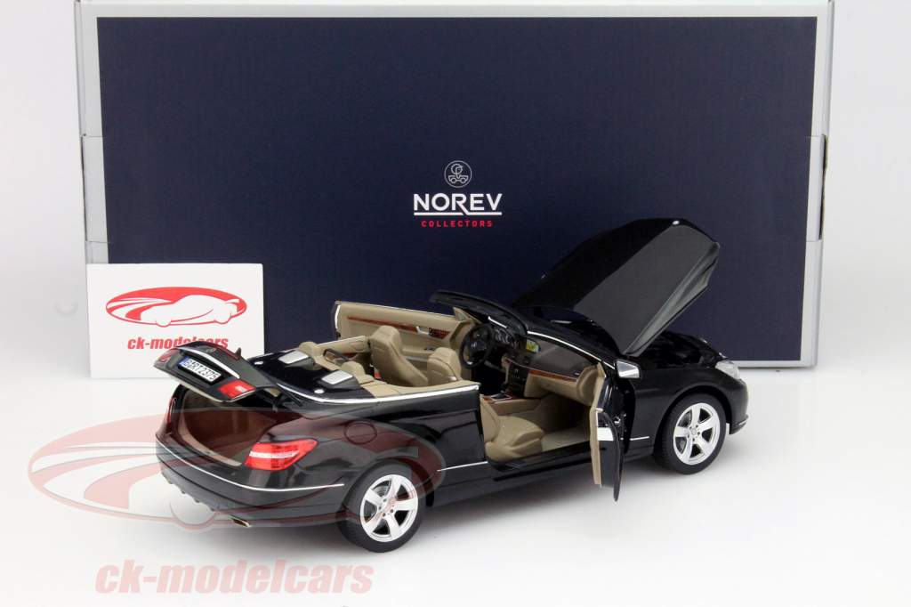 メルセデス·ベンツEクラスは、2010年ブラック1時18分Norevで構築されました