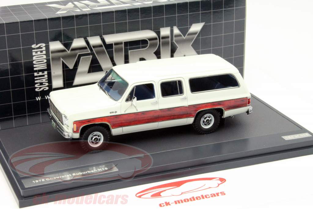 シボレーサバーバンK10 1978年白1時43マトリックス