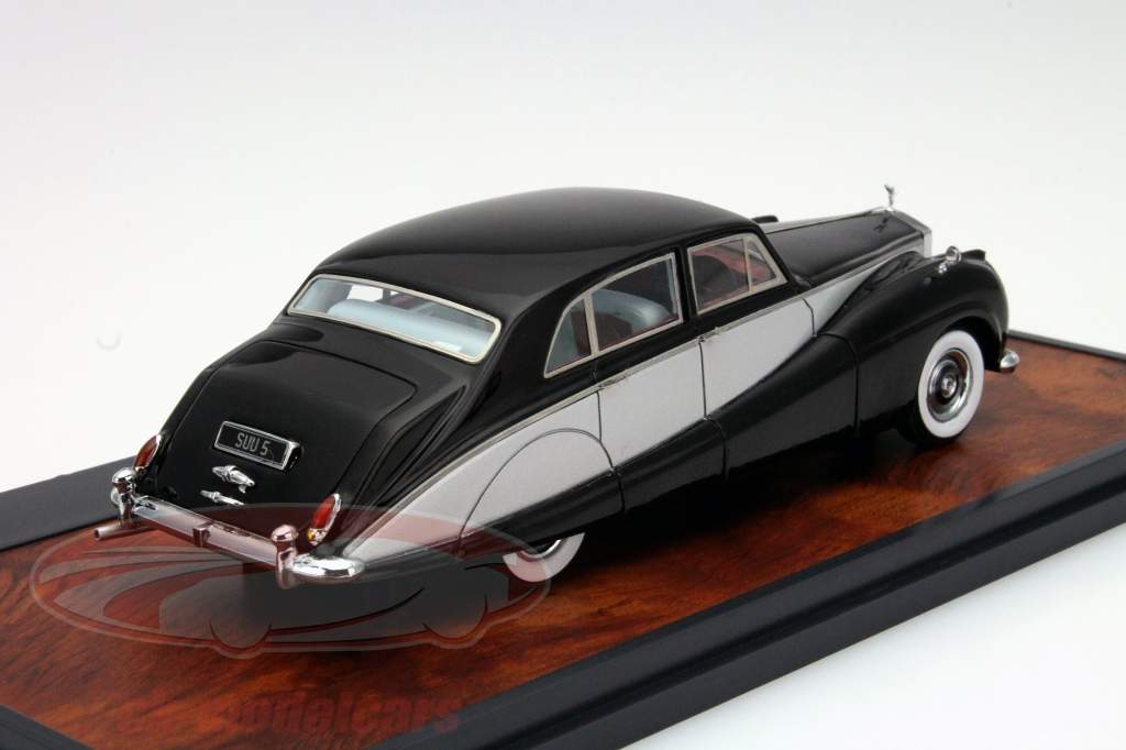 Rolls-Royce Фристоун и Уэбб построен в 1957 году черный / серебристый 1:43 Matrix