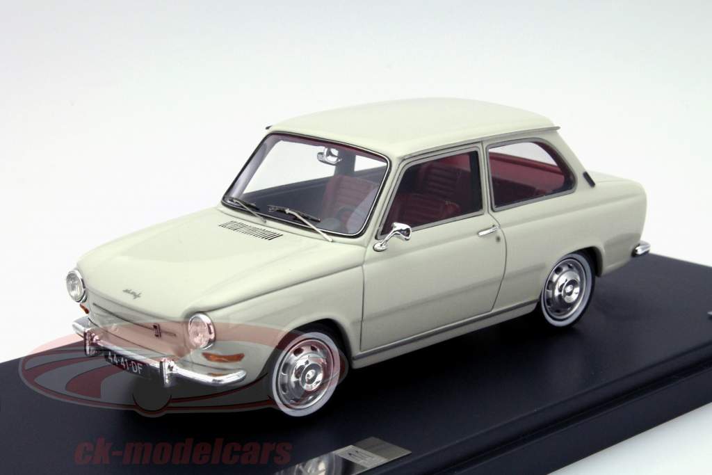 DAF 44 construído em 1966 branco 1:43 Matrix