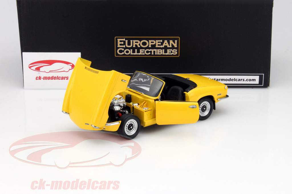 建設1970黄色の午前1時18分サンスターのトライアンフ·スピットファイアMK IV年