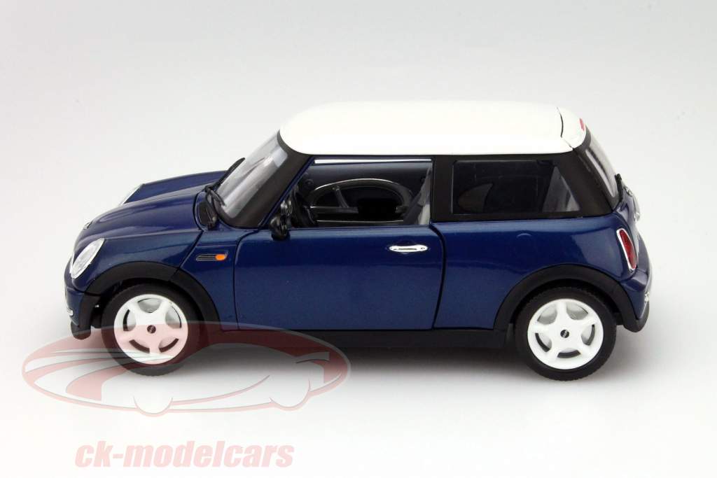 Mini Cooper année 2000 bleu / blanc 1:18 Bburago