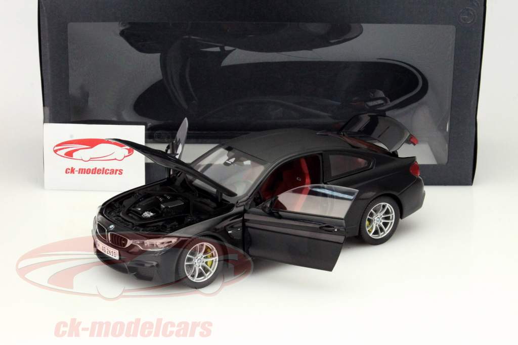 宝马 M4 (F82) 轿跑车 2014年 黑/ 亚光黑色 1:18 ParagonModels