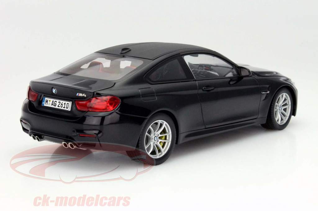 BMW M4 (F82) Coupe Année 2014 noir / Noir mat 1:18 ParagonModels