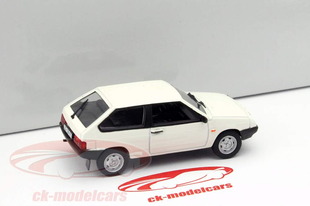 Lada 2108 Samara Wit 1:43 Altaya