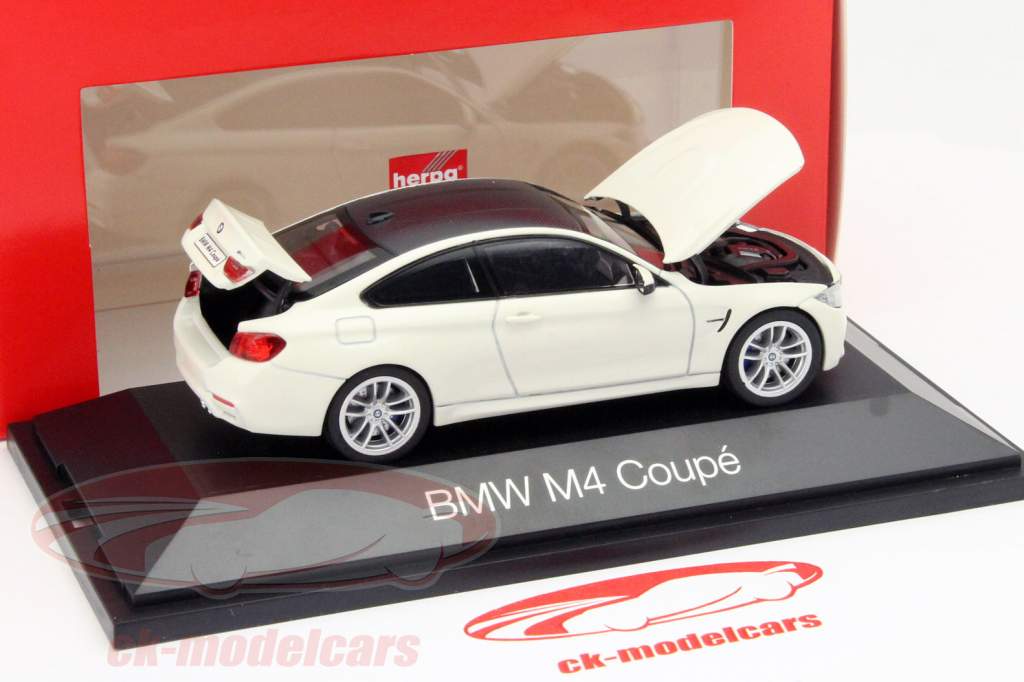 宝马 M4 双门轿跑车(F82）白色 1:43 Herpa