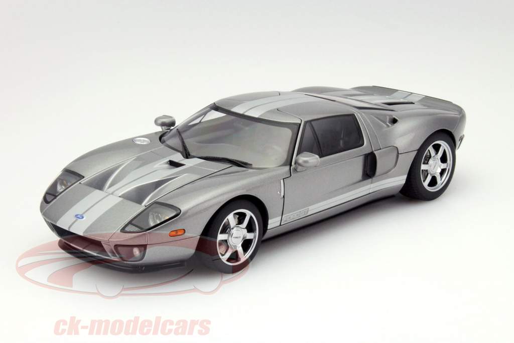 福特 GT 2004年  灰/银色 1:18 奥托 AUTOart 