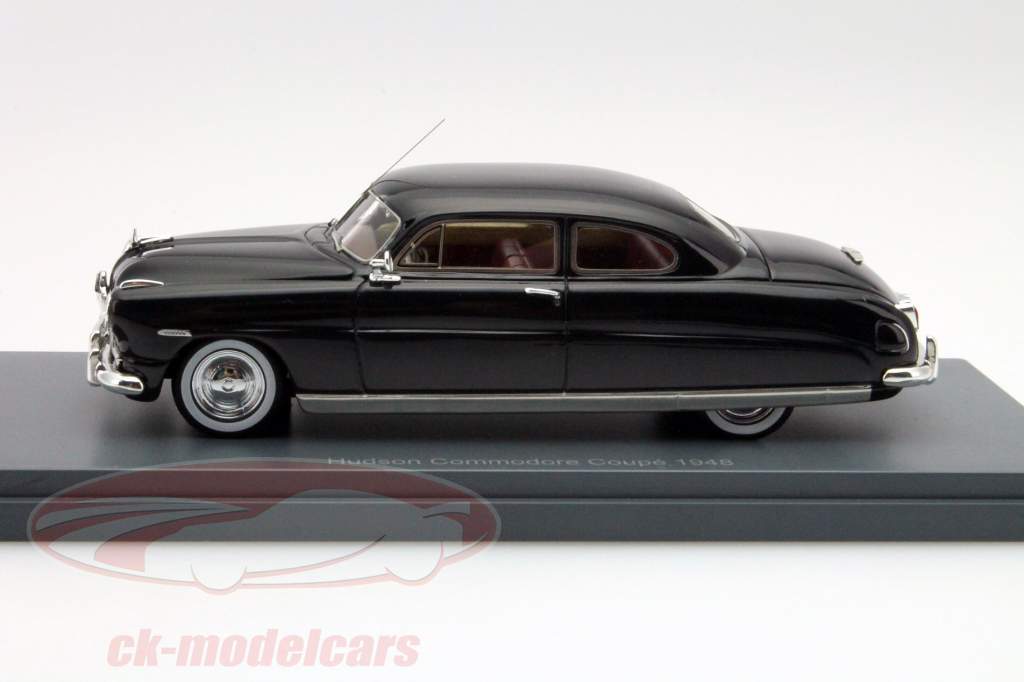 Hudson Commodore Coupe 黒 1:43 Neo