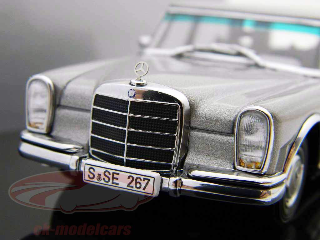 AUTOart 1:43 メルセデス·ベンツ 600 SWB （W100） 銀 / 銀